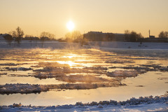 Ziemas-vakars-pie-Daugavas